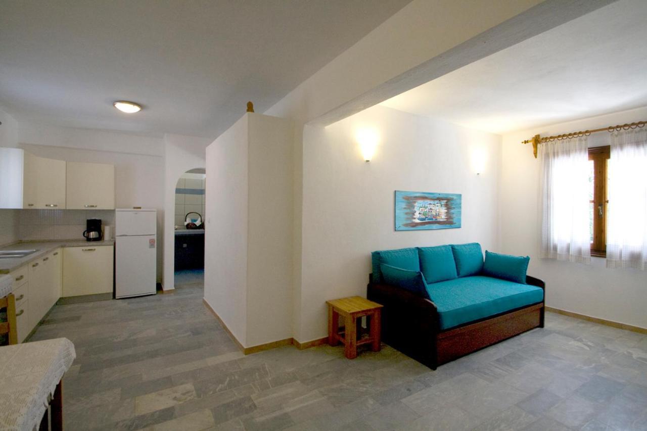 Villas Alexandra Skiathos Platanias  Εξωτερικό φωτογραφία